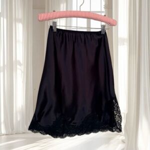 Vintage Wondermaid Black Satin Lace Short Half Slip Size M
